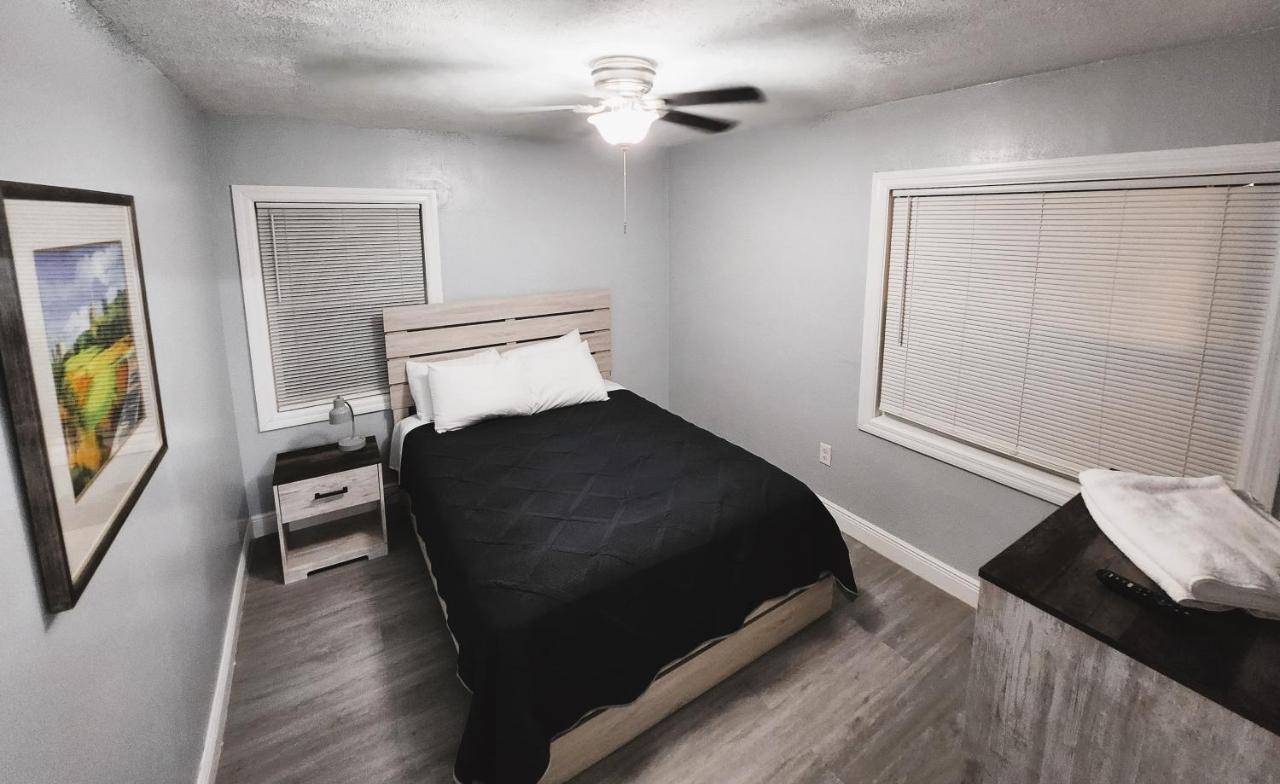 Cozy 3 Bedroom House Near Airport/Raymond Stadium/Downtown. Tampa Exterior photo