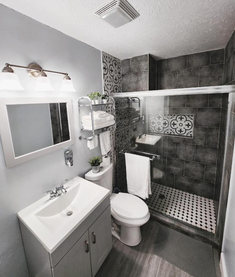 Cozy 3 Bedroom House Near Airport/Raymond Stadium/Downtown. Tampa Exterior photo